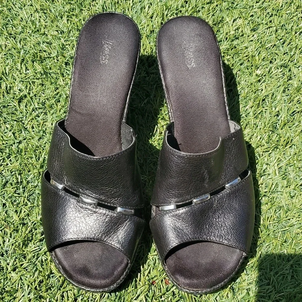 Bass Wedge Womens Shoes